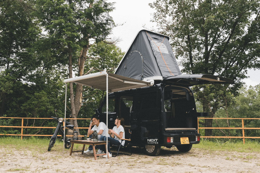 今日はどこへ行こうか。」頼れる相棒にも、共に進む仲間にもなる。ネクストキャンパーと、新しい景色を見に行こう。